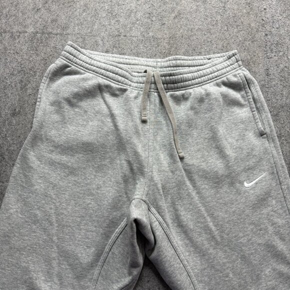 Nike Joggers Men XL Gray Club Fleece Tapered Cuffed Sweatpants 28" 826431 - Picture 3 of 16